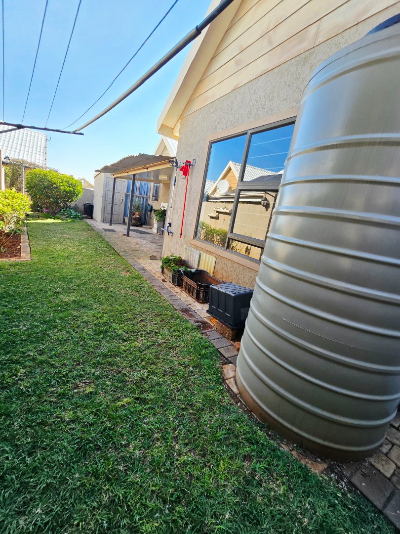 2 Bedroom Property for Sale in Wilkoppies North West